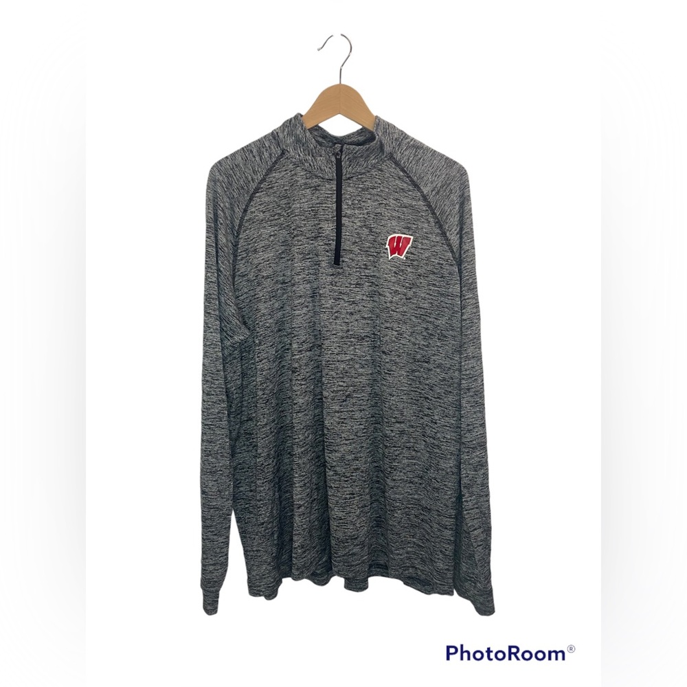 Men’s Under Armor Wisconsin Badgers Loose Fit Quarter Zip